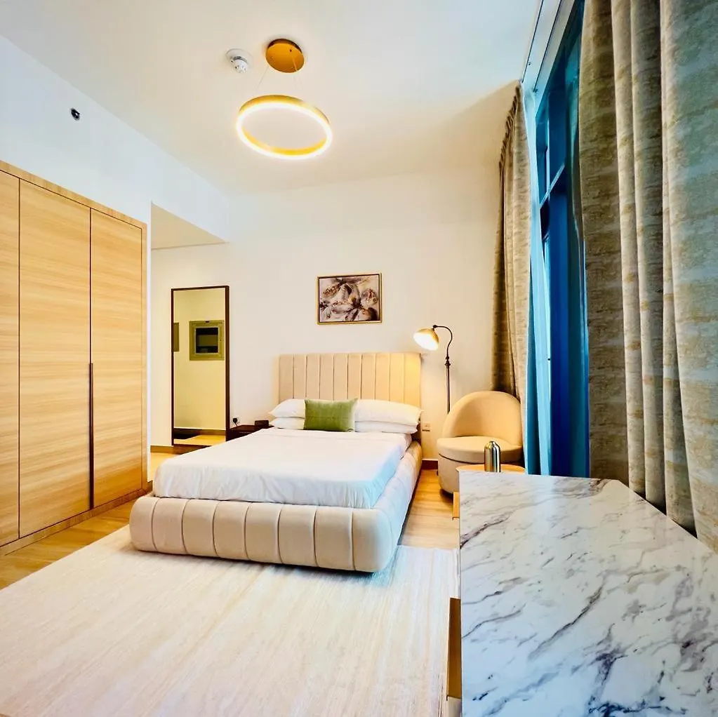 Lejlighed Fully Furnished Sapphire Studio In Jvc, Short Drive To Dubai Marina, Jbr, Downtown Dubai