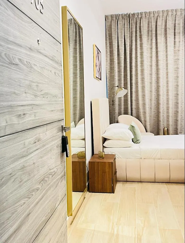 Fully Furnished Sapphire Studio In Jvc, Short Drive To Dubai Marina, Jbr, Downtown Dubai